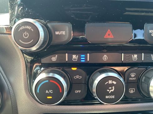 Used 2019 RAM 1500 Sport w/ Level 2 Equipment Group image 7