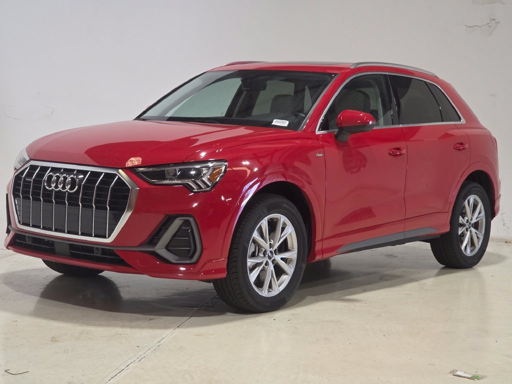 Certified 2025 Audi Q3 2.0T Premium w/ Convenience Package AWD/4WD image 1