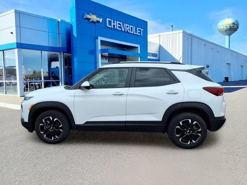 Used 2022 Chevrolet TrailBlazer LT w/ Convenience Package AWD/4WD image 7