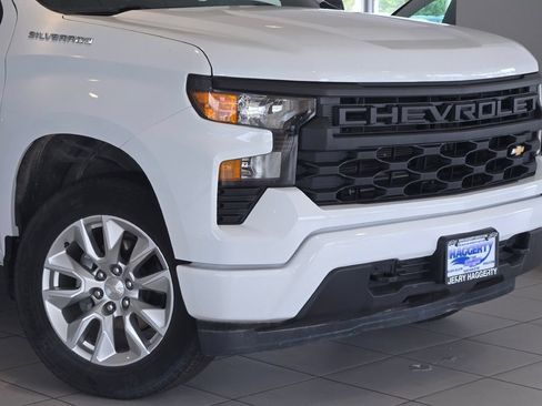 Certified 2023 Chevrolet Silverado 1500 Custom AWD/4WD image 2