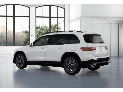 New 2026 Mercedes-Benz GLB 250 image 32