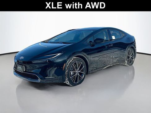 New 2026 Toyota Prius XLE image 3