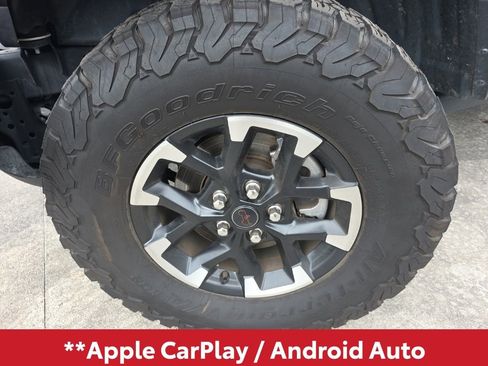 Used 2025 Jeep Wrangler Unlimited Rubicon image 3