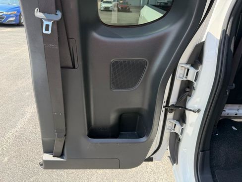 Used 2024 Nissan Frontier S w/ Technology Package AWD/4WD image 19