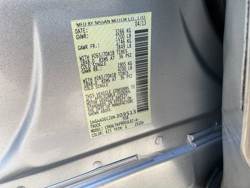 Used 2013 Nissan Titan SV w/ SV Premium Utility Pkg image 20