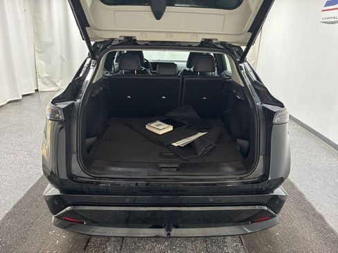 Used 2023 Nissan Ariya FWD image 6