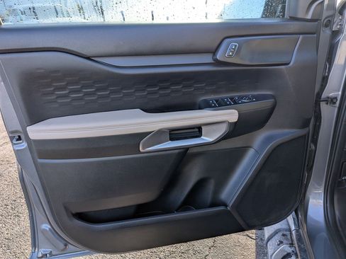 Used 2025 Ford Ranger XLT AWD/4WD image 15