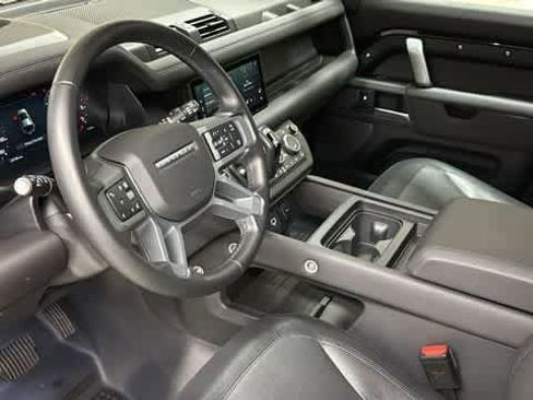 Used 2024 Land Rover Defender 110 X-Dynamic SE AWD/4WD image 25
