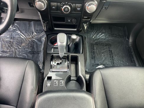 Certified 2023 Toyota 4Runner TRD Off-Road Premium w/ Off Road Premium Plus Package AWD/4WD image 18