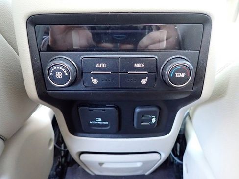 Used 2019 GMC Acadia Denali w/ Technology Package image 19