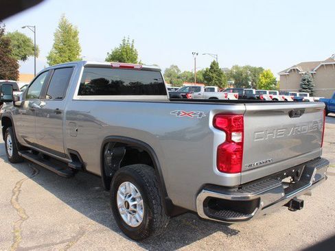 Used 2024 Chevrolet Silverado 2500 W/T w/ WT/CX Safety Package AWD/4WD image 5