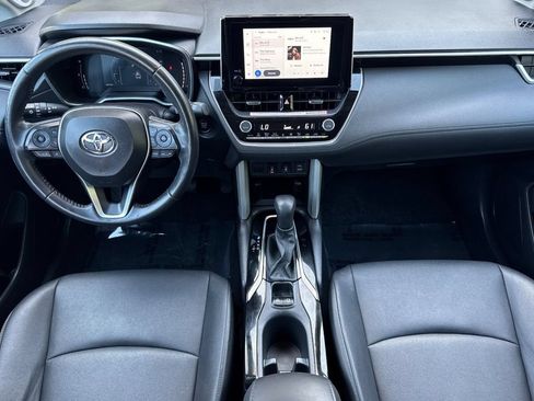 Certified 2024 Toyota Corolla Cross XLE w/ Convenience Package FWD image 12