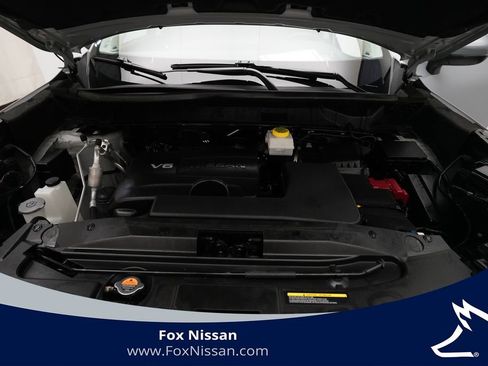 Certified 2023 Nissan Pathfinder Platinum image 3