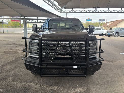 Used 2025 Ford F350 Lariat w/ Lariat Ultimate Package image 2