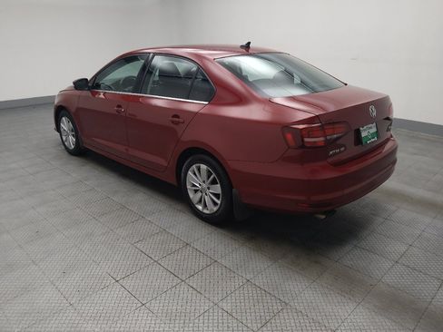 Used 2016 Volkswagen Jetta SE FWD image 3