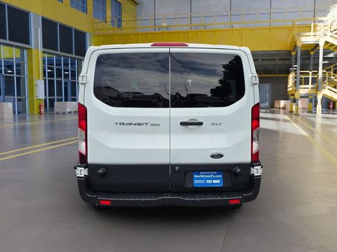 Used 2017 Ford Transit 350 XLT RWD image 5