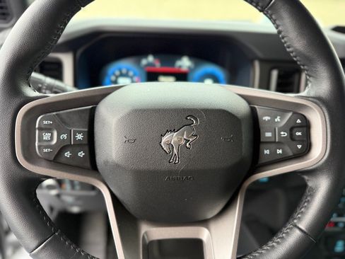 Used 2025 Ford Bronco Big Bend image 34