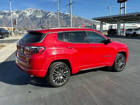 Used 2022 Jeep Compass Limited AWD/4WD image 25
