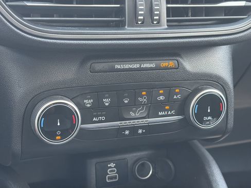 Certified 2024 Ford Escape Active FWD image 23