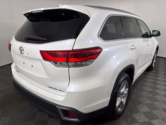 Used 2018 Toyota Highlander Limited AWD/4WD image 3