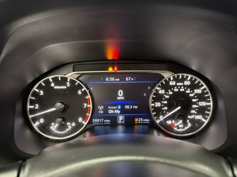 Used 2022 Nissan Altima 2.5 SV image 18