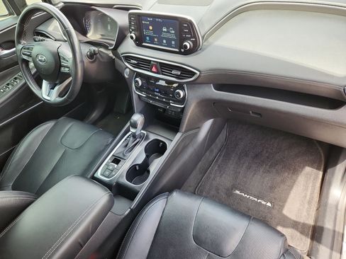 Used 2019 Hyundai Santa Fe Limited FWD image 17