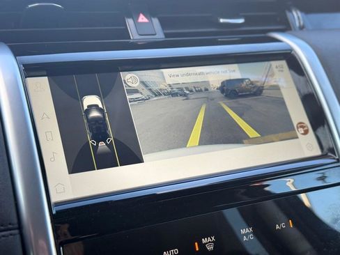 Used 2022 Land Rover Discovery Sport S image 37