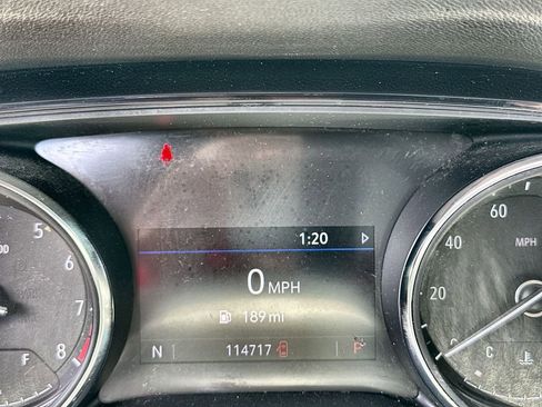 Used 2021 Buick Encore GX Essence FWD image 4