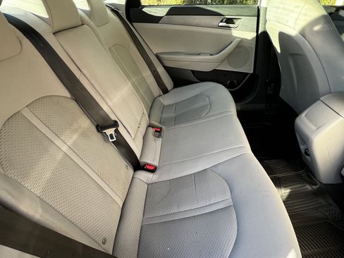 Used 2019 Hyundai Sonata SE image 39