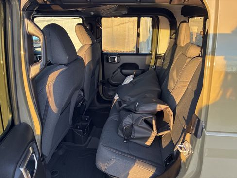 New 2026 Jeep Gladiator Sport image 16