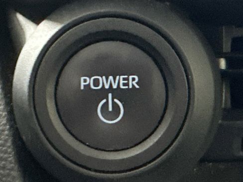 Used 2024 Toyota Prius LE image 20