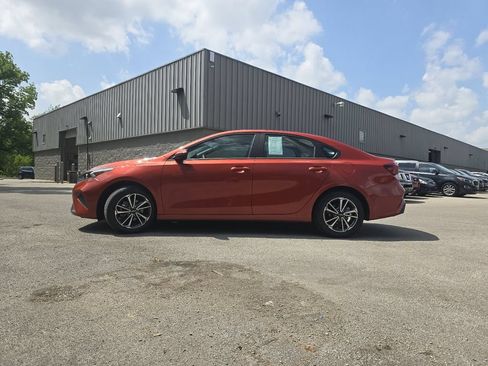 Used 2023 Kia Forte LXS w/ LXS Technology Package FWD image 11