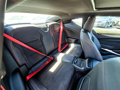 Used 2022 Chevrolet Camaro ZL1 image 29