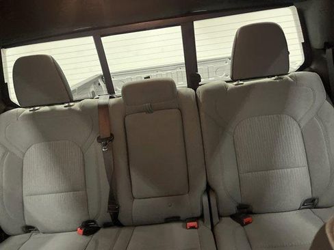 Used 2021 RAM 1500 Big Horn AWD/4WD image 9