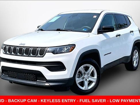 Used 2023 Jeep Compass Sport AWD/4WD image 3