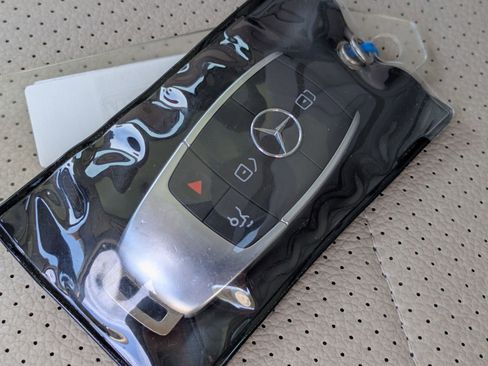 Certified 2022 Mercedes-Benz GLC 300 image 37