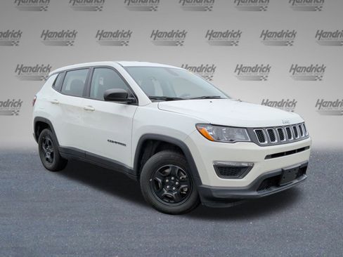 Used 2018 Jeep Compass Sport w/ Tech Group image 2