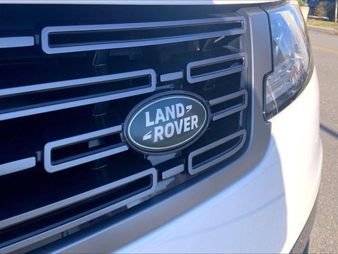 Used 2024 Land Rover Range Rover Sport SE image 31