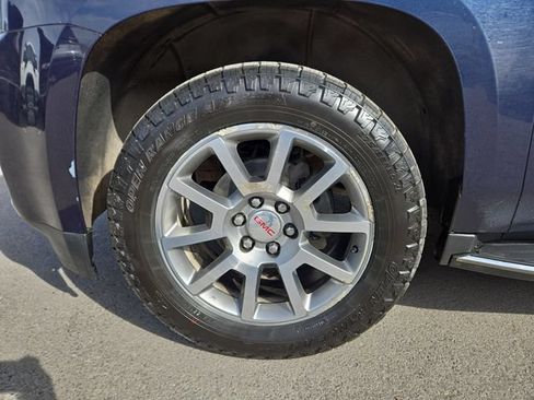 Used 2019 GMC Yukon XL Denali AWD/4WD image 7