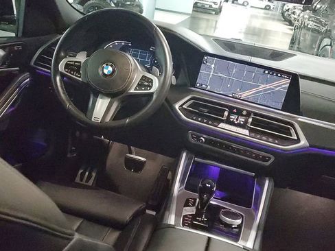 Used 2022 BMW X6 xDrive40i w/ M Sport Package image 13