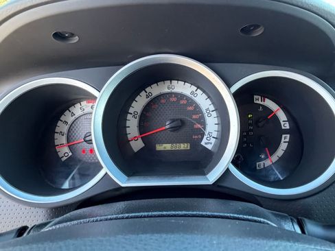 Used 2015 Toyota Tacoma PreRunner w/ SR5 Package RWD image 20