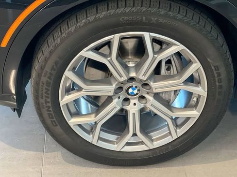 Used 2024 BMW X7 xDrive40i image 13