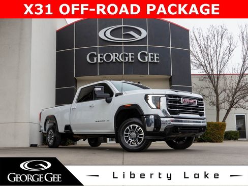Used 2024 GMC Sierra 3500 SLE w/ SLE Convenience Package image 1