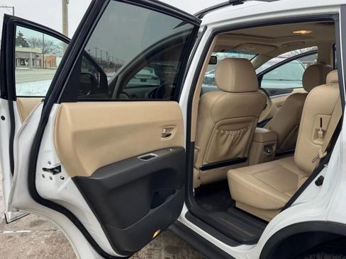 Used 2011 Subaru Tribeca Limited w/ PWR Moonroof Pkg image 18