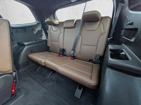 Used 2021 Kia Telluride SX w/ SX Prestige Package image 19