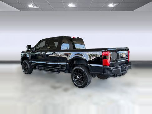 Used 2025 Ford F250 XLT w/ Black Appearance Package AWD/4WD image 3