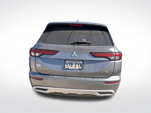 Used 2023 Mitsubishi Outlander SE FWD image 5