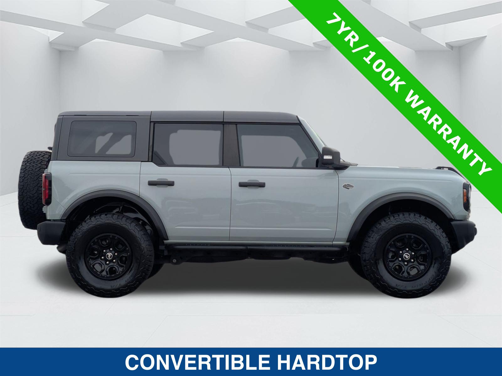 Certified 2022 Ford Bronco Wildtrak AWD/4WD image 4