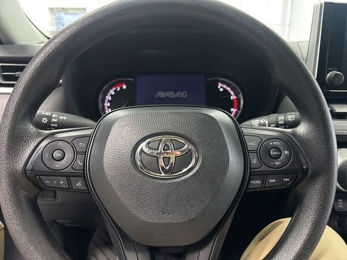 Used 2024 Toyota RAV4 XLE AWD/4WD image 16