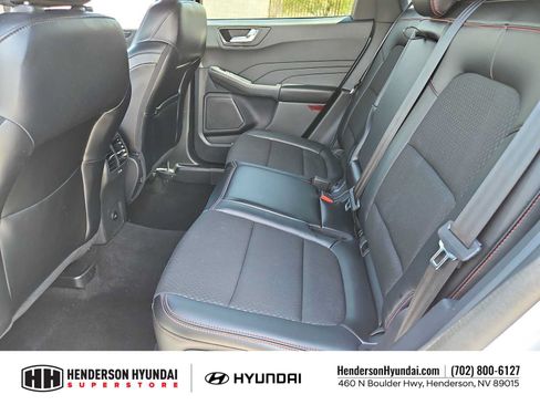 Used 2025 Ford Escape ST-Line FWD image 19